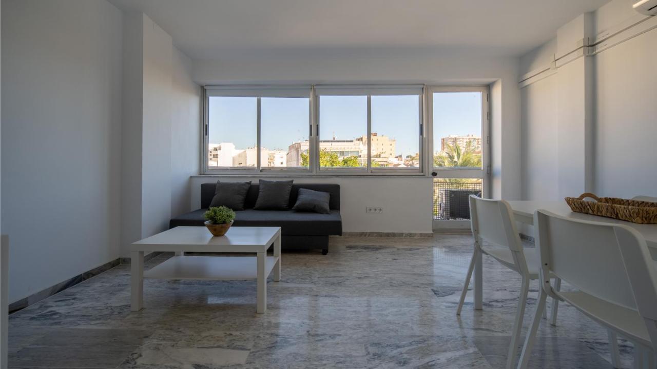 Conjunto De Apartamentos Antiguo Palacio Hotel Paris Huelva Bagian luar foto